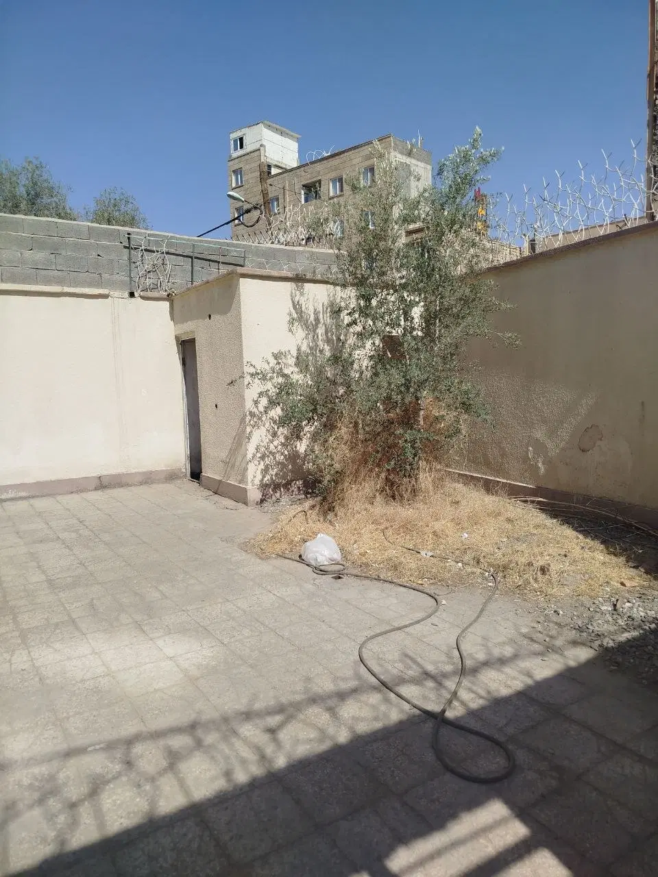 خانه ویلایی ۳ خوابه دربست