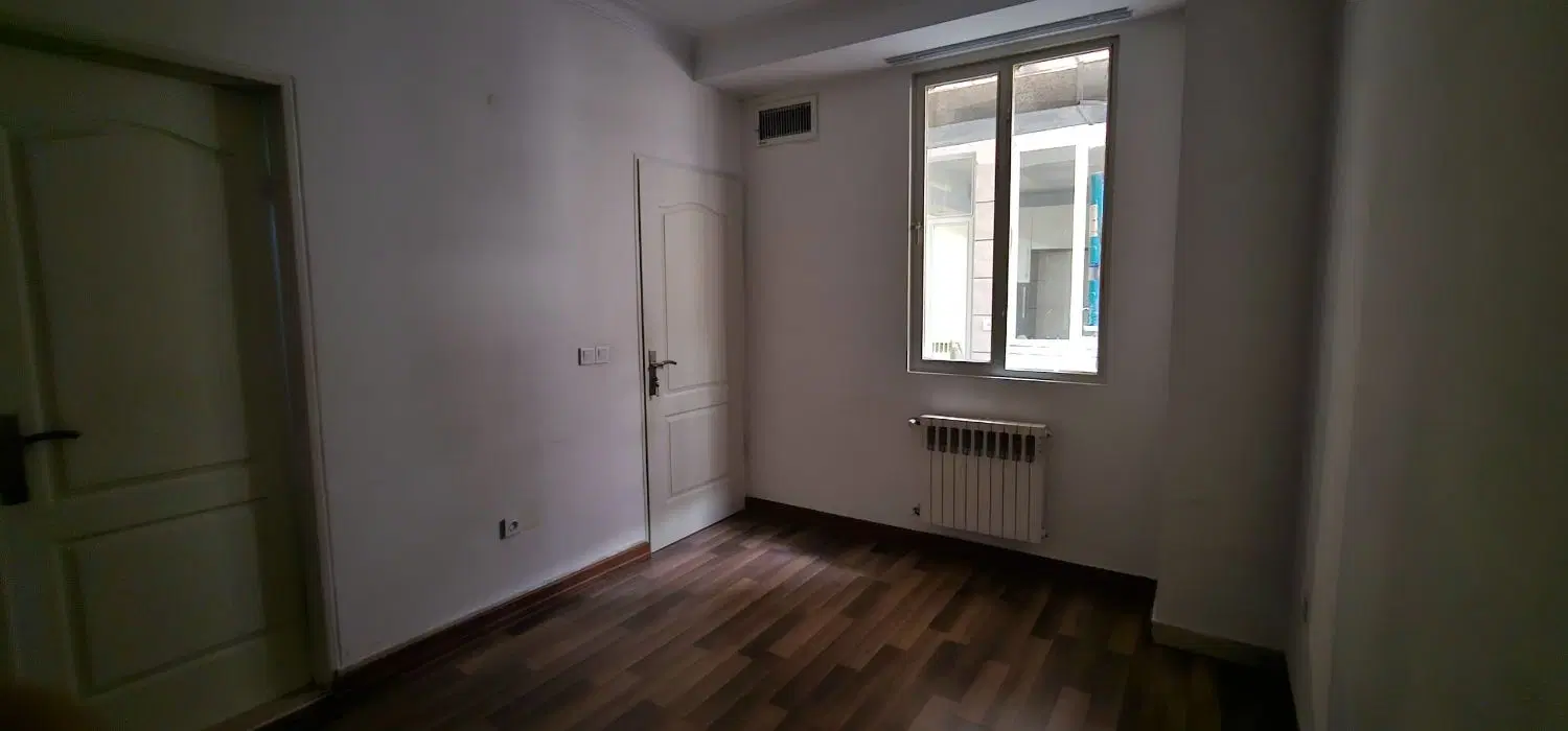 ۵۸ متر بازسازی شده و فول امکانات