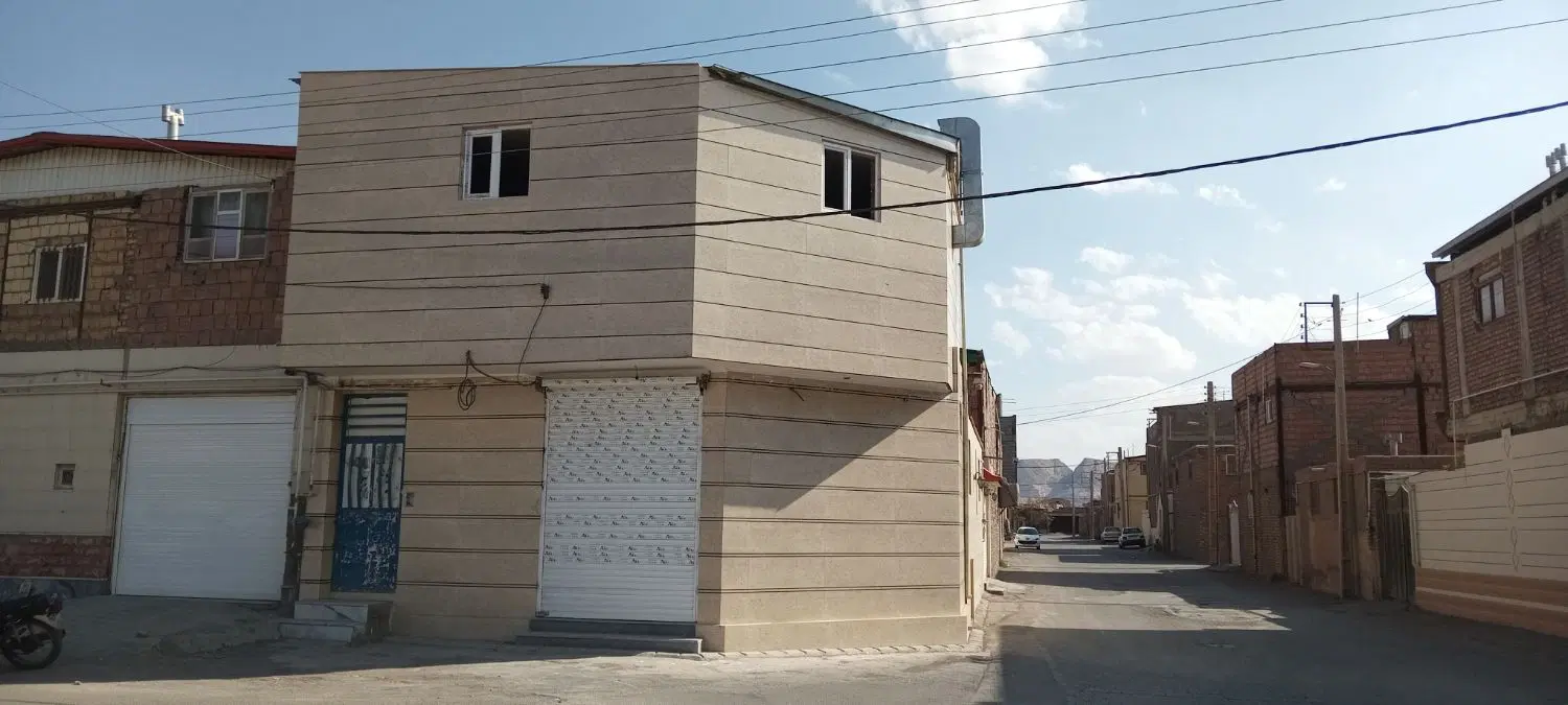 ساختمان تجاری مسکونی