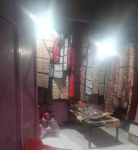 دکه در مجدیه بازار چه شیر آباد کرایه داده میشود