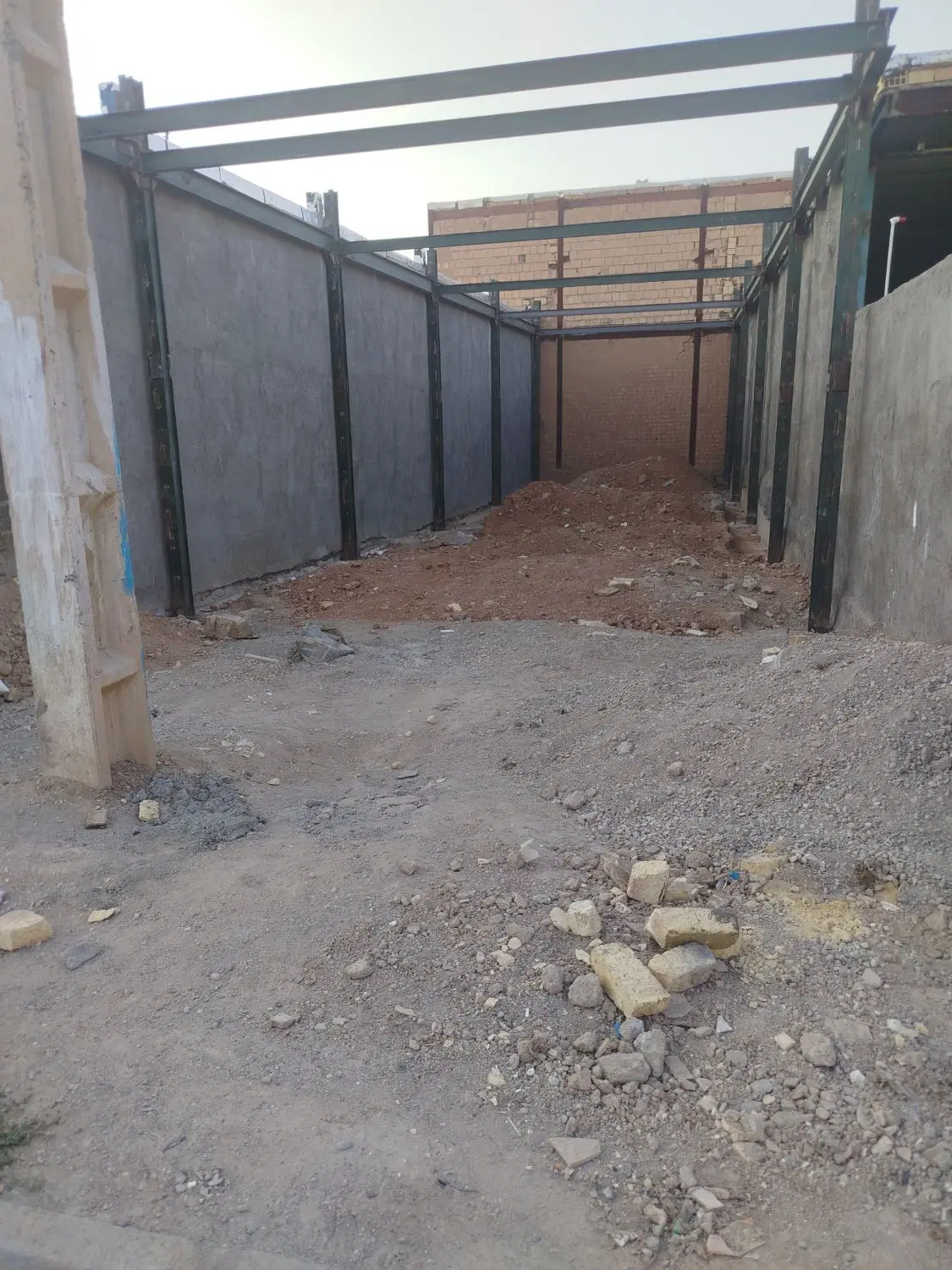 فروش ساختمان نیمه کاره گلستان 4