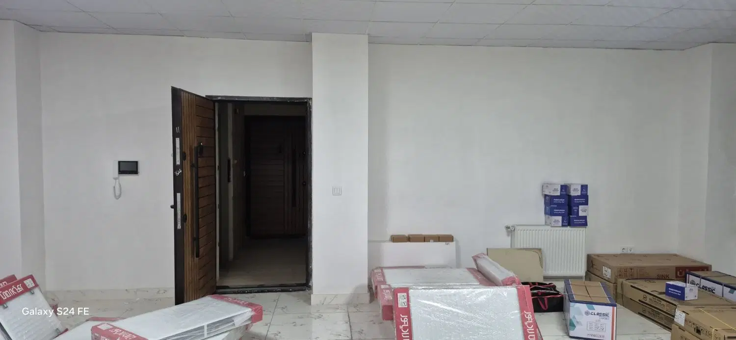 تجاری اداری براصلی جنب بیمارستان پارس  سه راه معلم