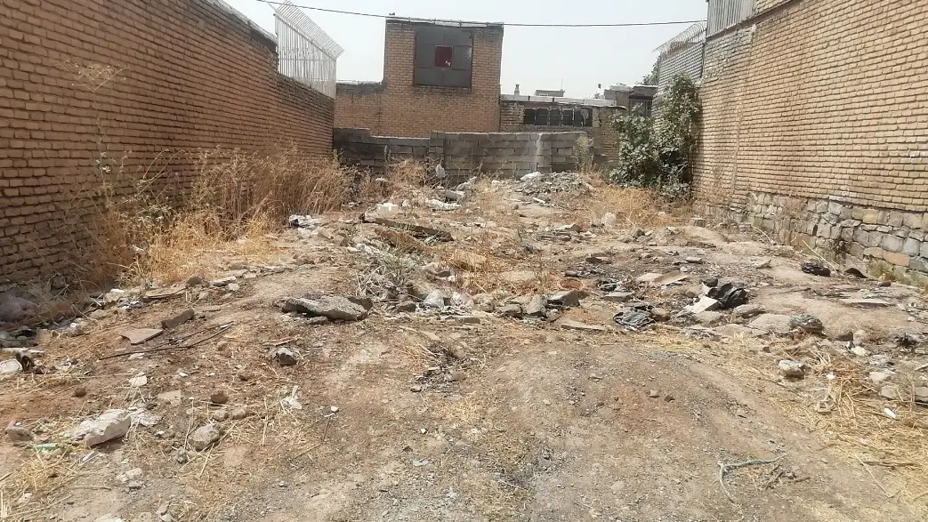 195متر زمین مسکونی دو بر