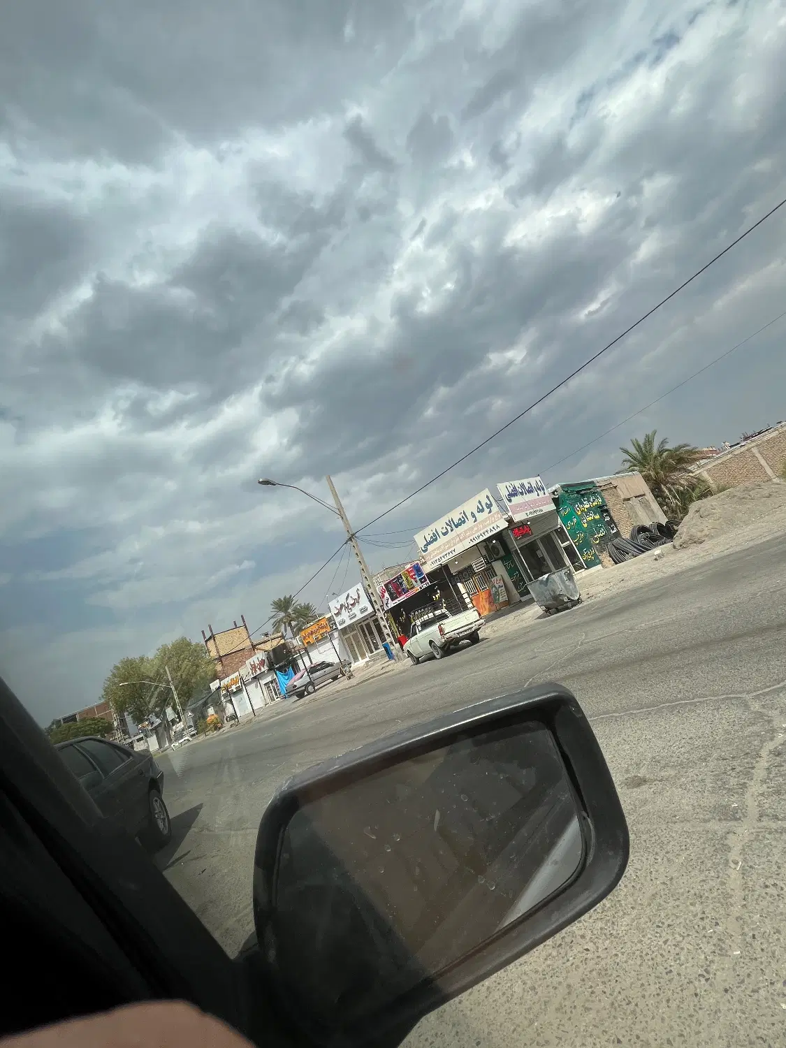 ده قصب زمین فروشی کنار مسجد ملک اباد