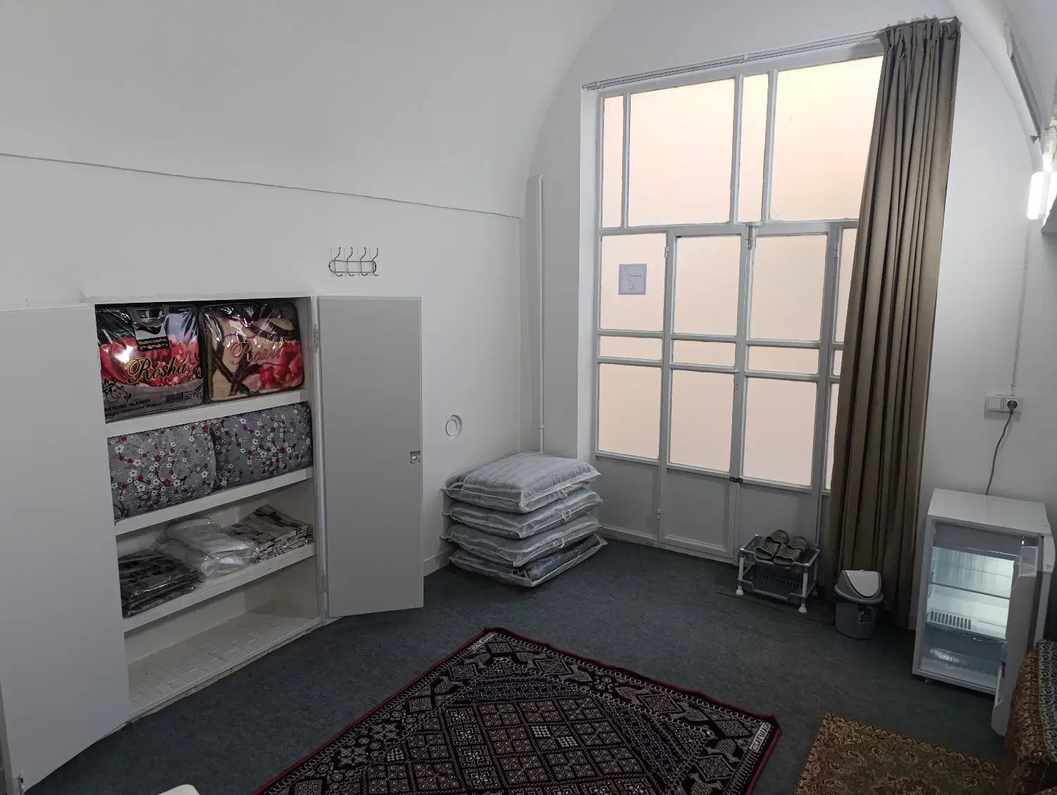 پانسیون زنانه_دخترانه
