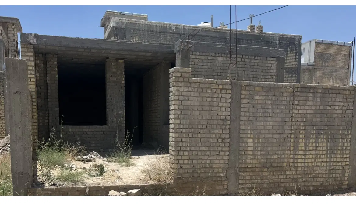 ماه فیروزان اسکلت ۱۲۰ متر کوچه دهیاری