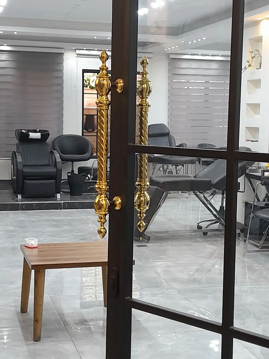 اجاره اتاق در سالن زیبایی