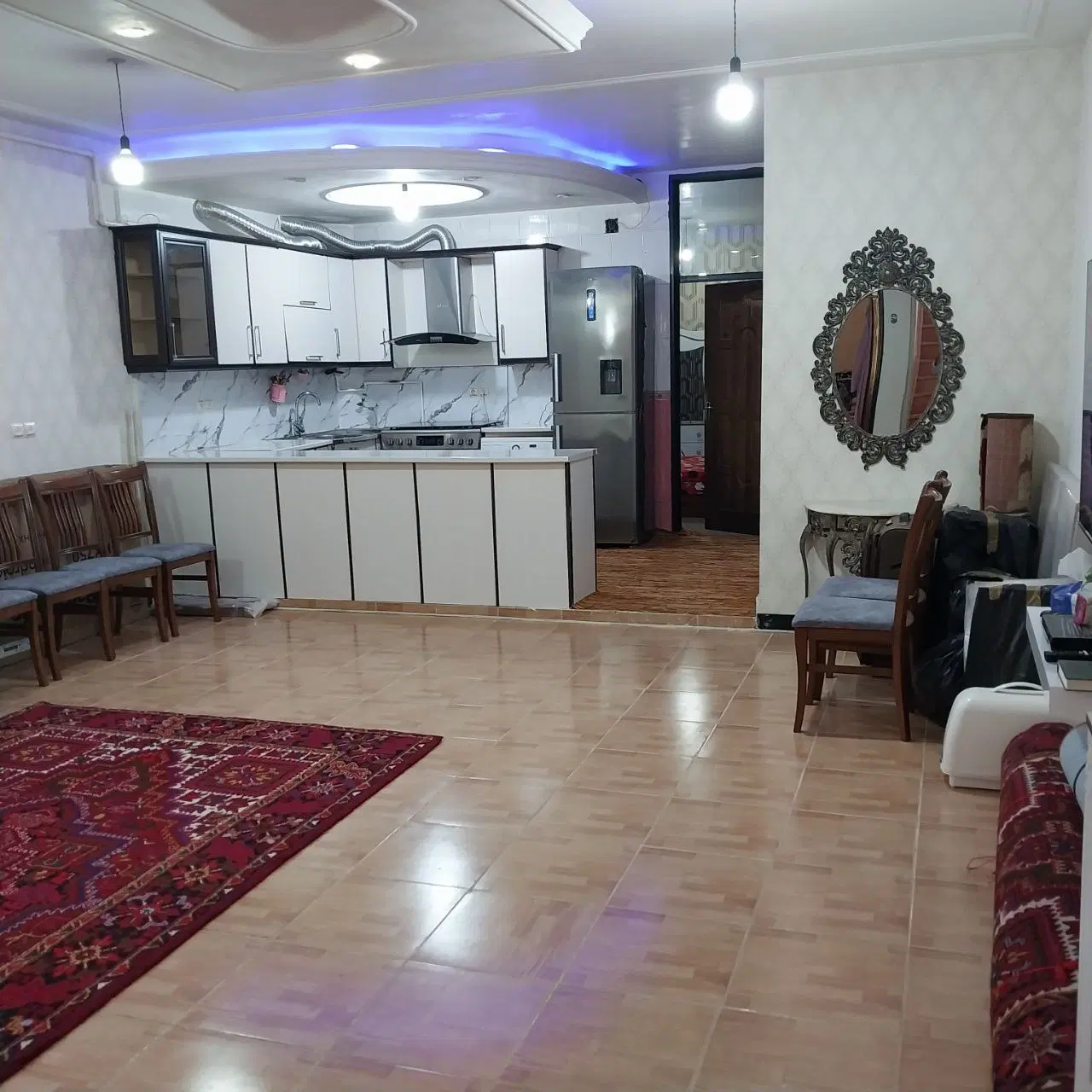 فروش همکف چهار واحدی نبش دانشجوی ۹