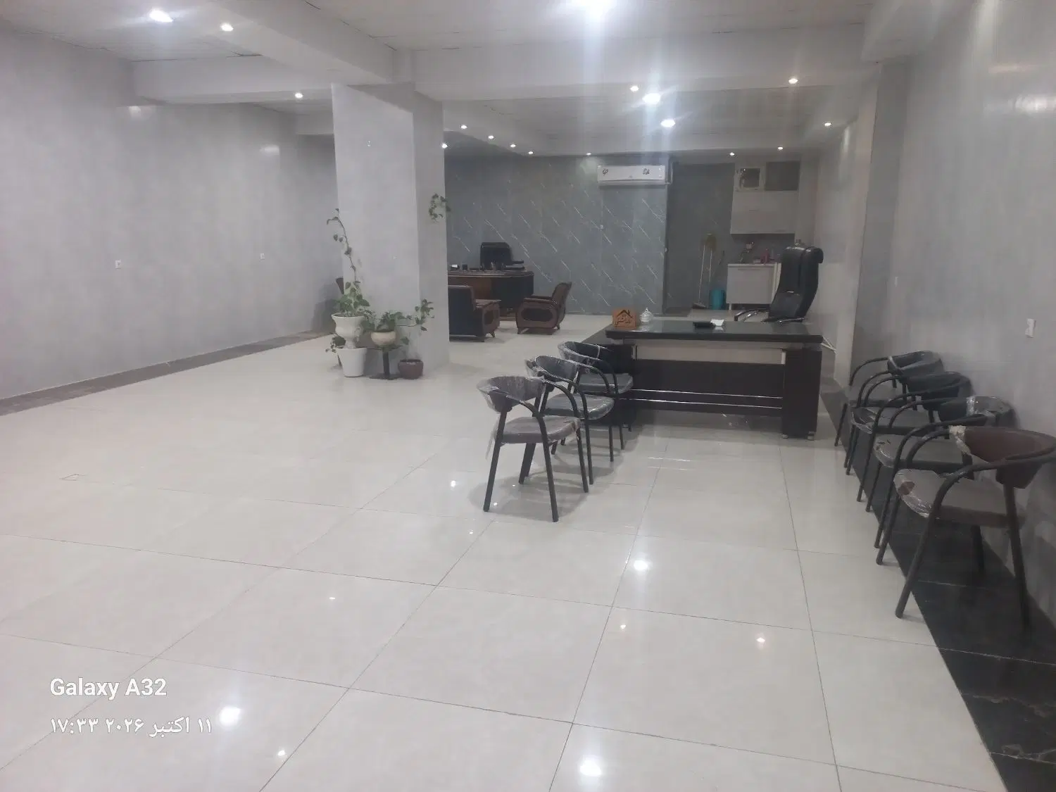 فروشی مغازه