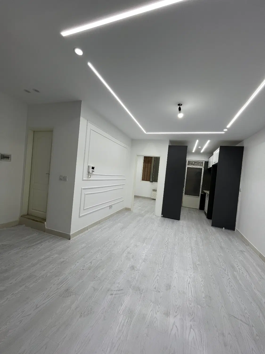 ۴۵متربی واسطه از مالک ،پارکینگ سندی ،دیزاین شده