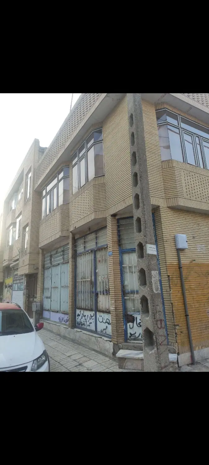 ملک ویلایی ۲ طبقه فروشی