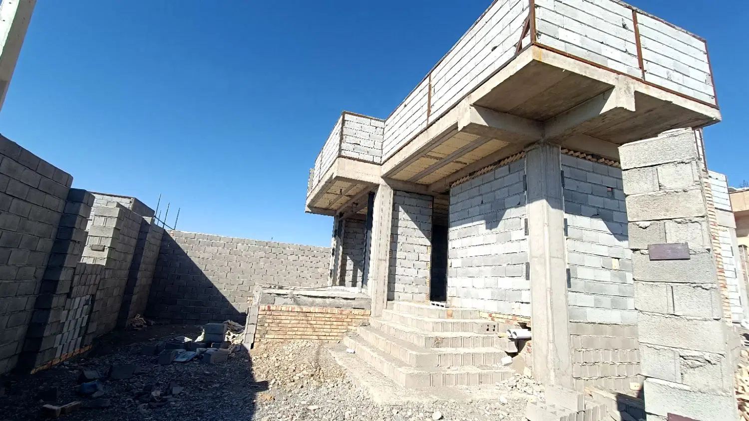 پیش فروش ویلایی خامنه