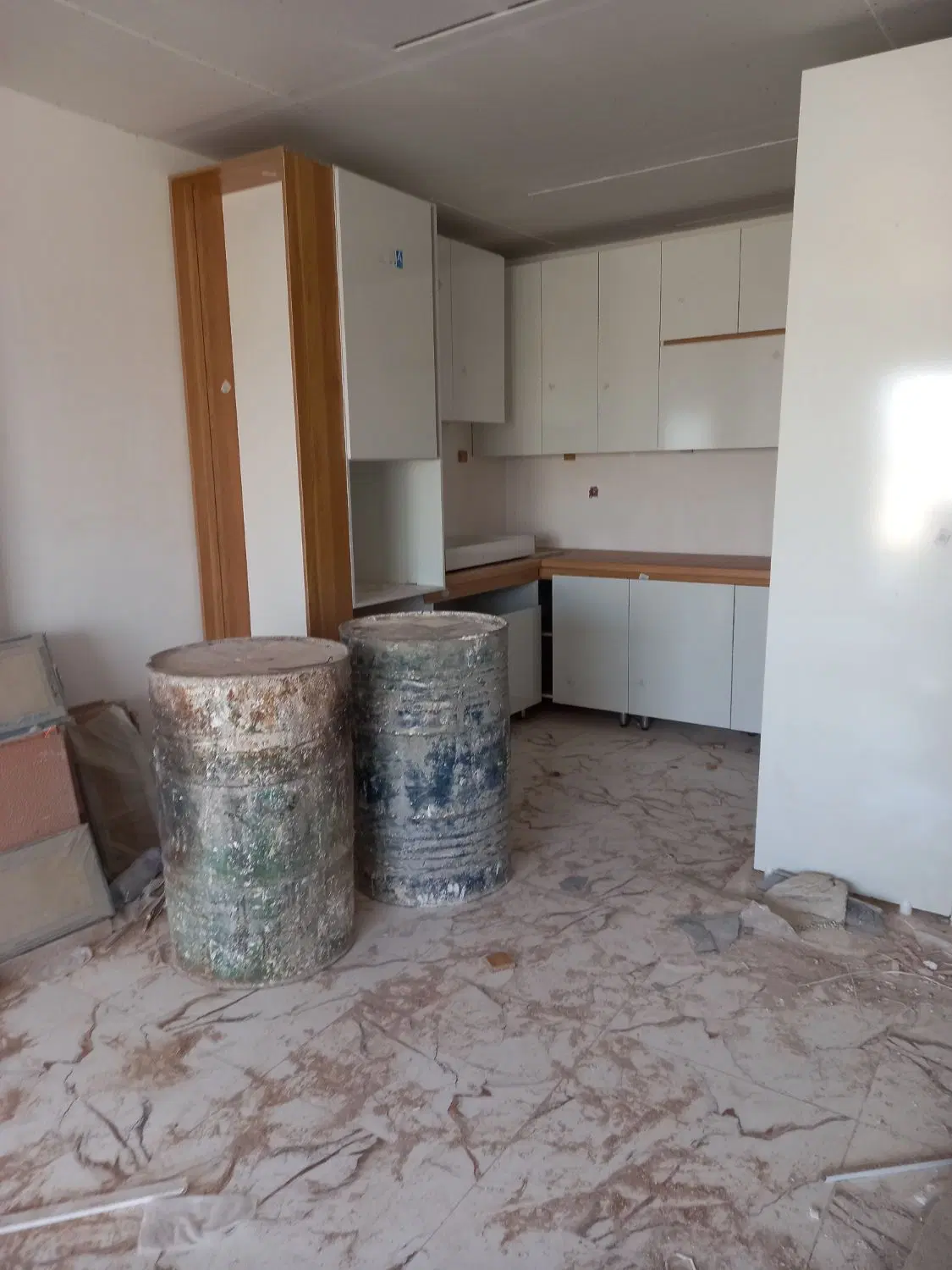 صاحبزمان۷۵مترطبقه۳اسانسوردار