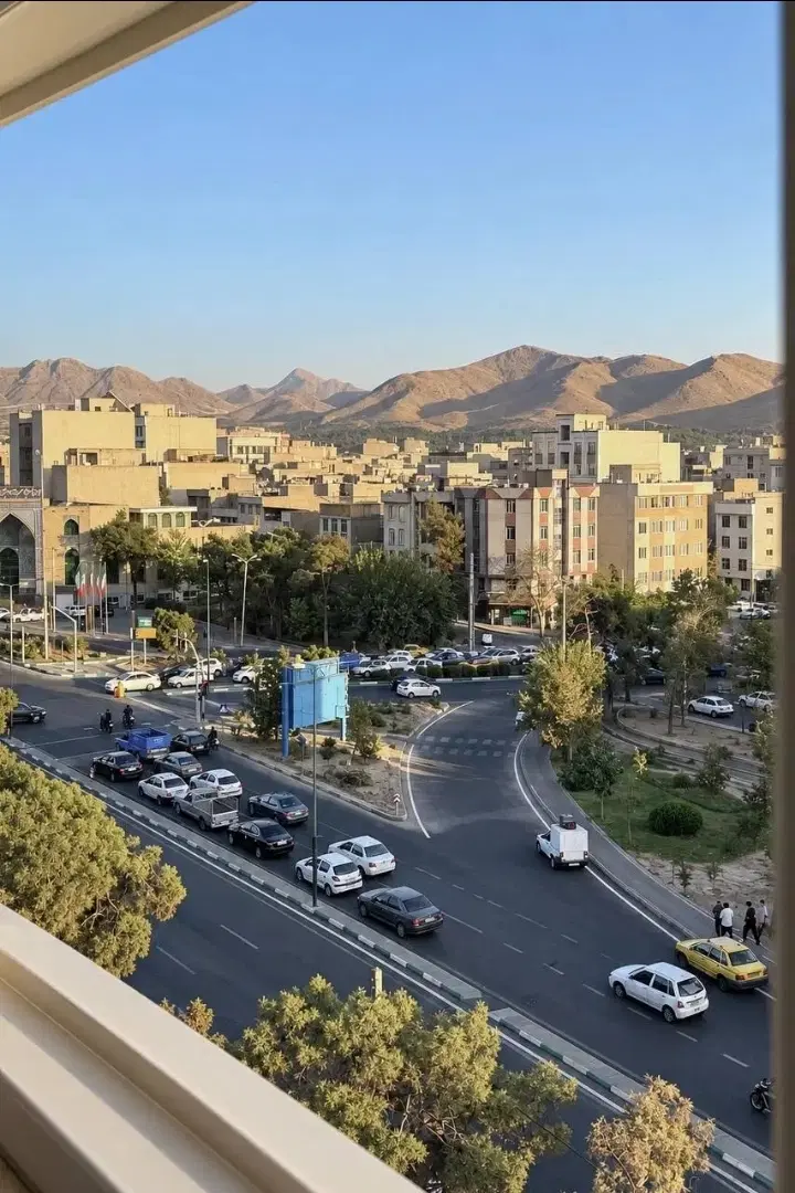 ۱۱۰متر فول در ۱۹۰۰متر زمین مناسب سکونت وساخت