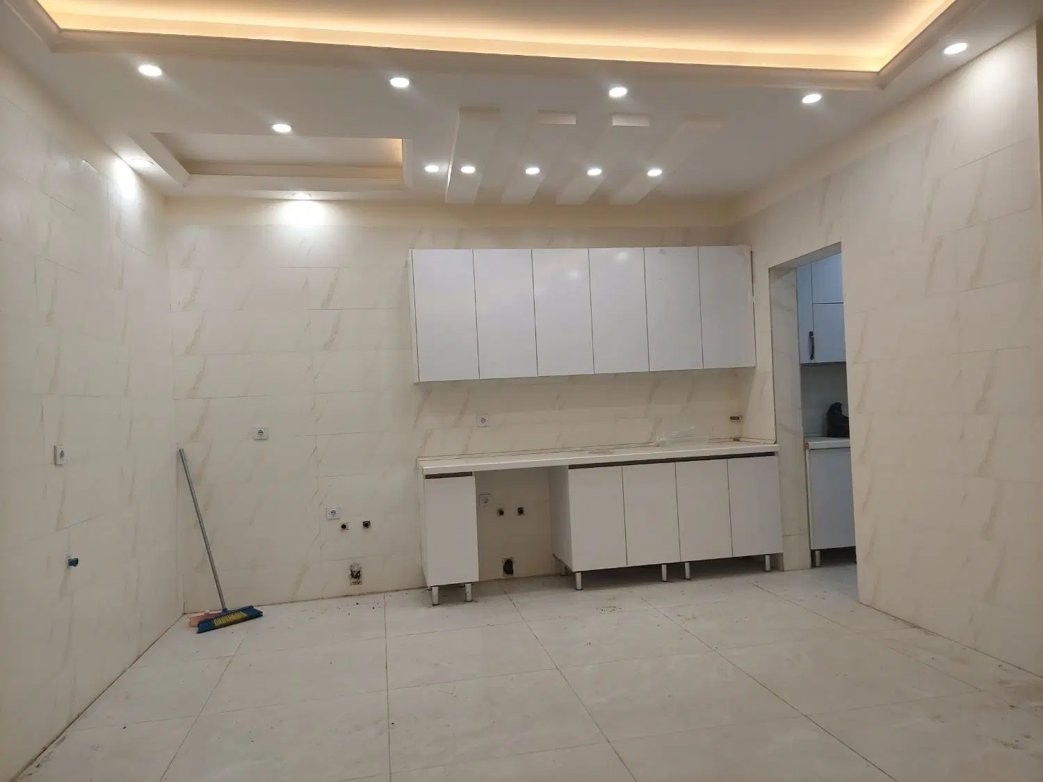 واحد120 متر  فول امکانات کلید اول  صاحب الزمان