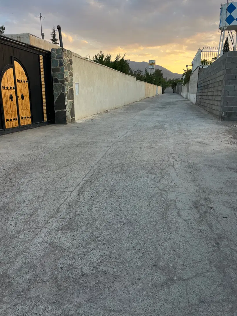 عنوان زمین  قلات  ویلا‌نشین و دنج ۷۶۰متری
