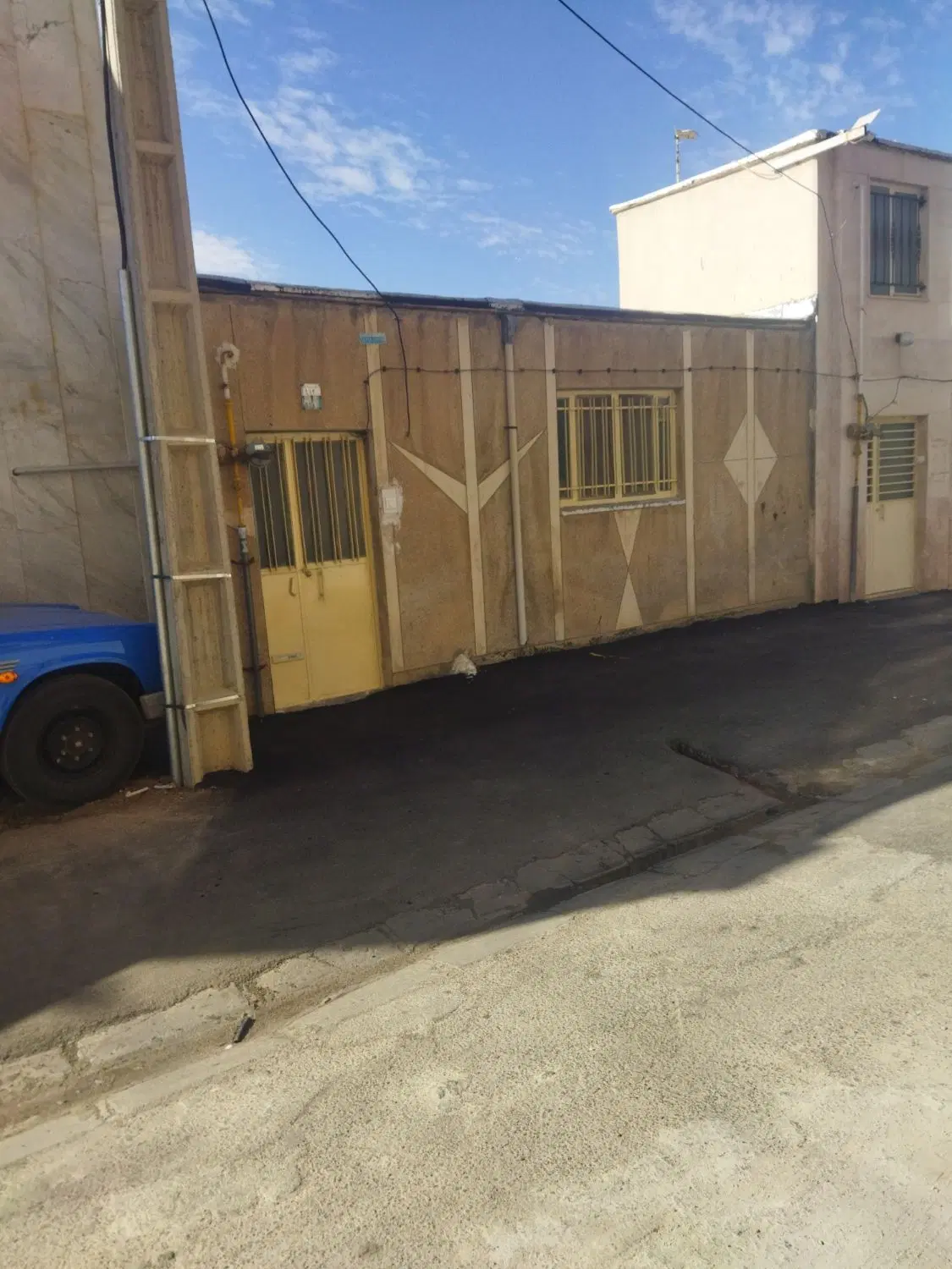 خانه کلنگی ویلایی