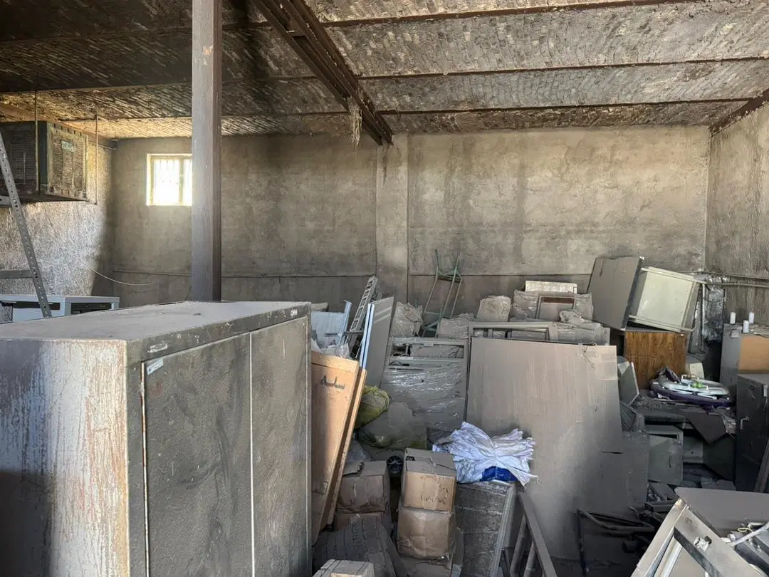 انبار130متر دربست