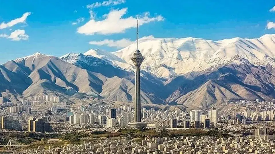 شوش ۴۰۰۰متر کلنگی  با ۲۰۰۰متر انبار و ساختمان