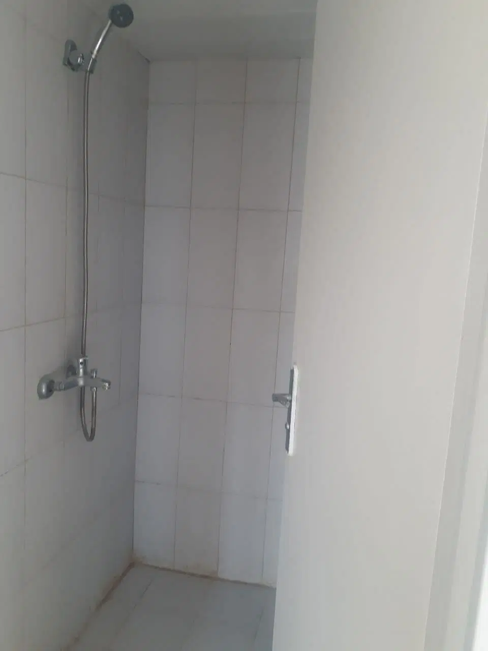 رهن و اجاره واحد ۷۰متری در شهرک ابریشم کیانمهر کرج