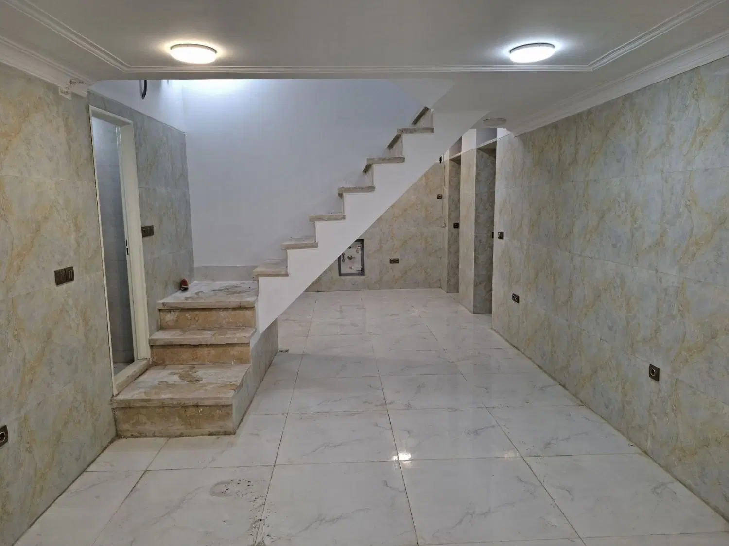 اجاره زیر زمین تجاری