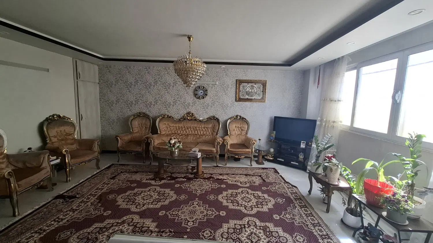واحد نقلی ۷۱ متری ضابط زاده
