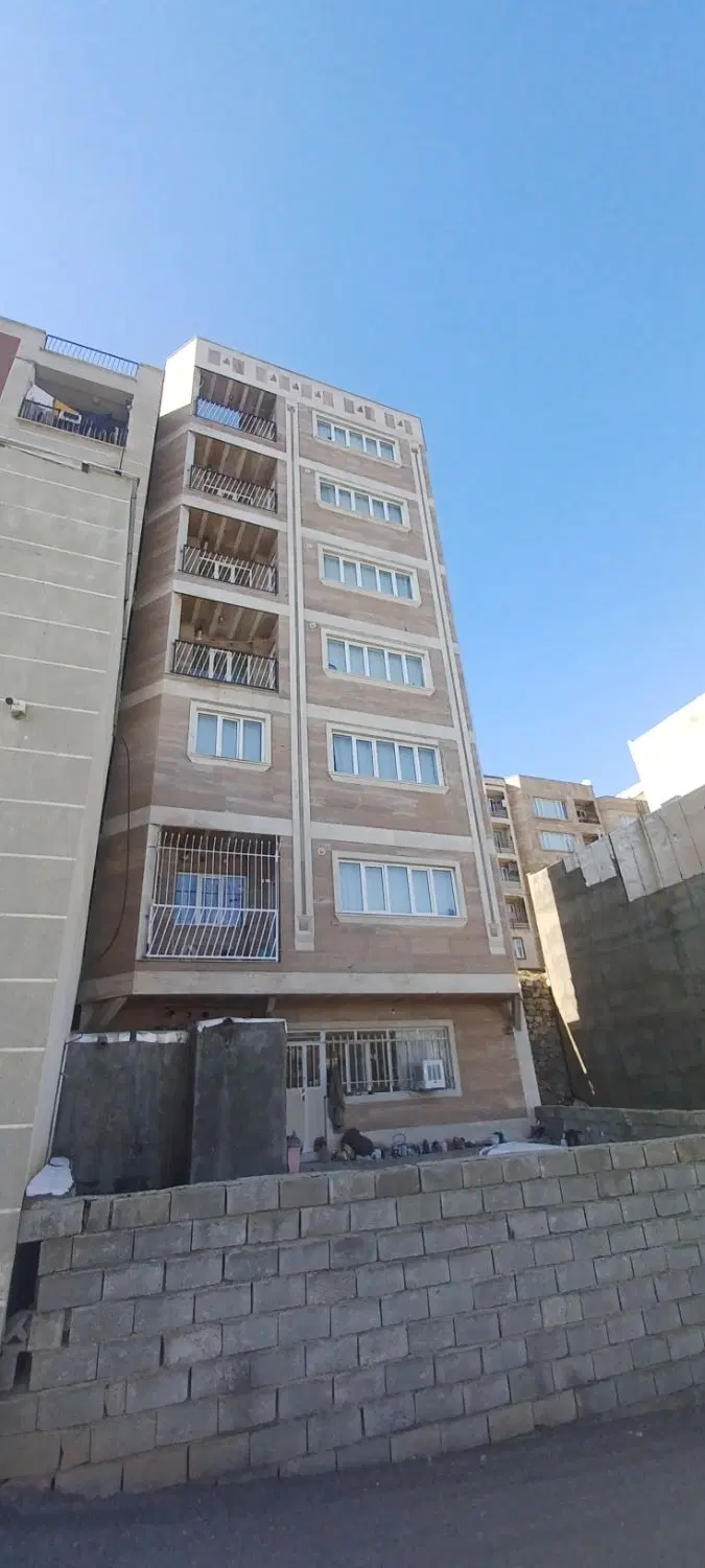 اجاره یک طبقه مسکونی