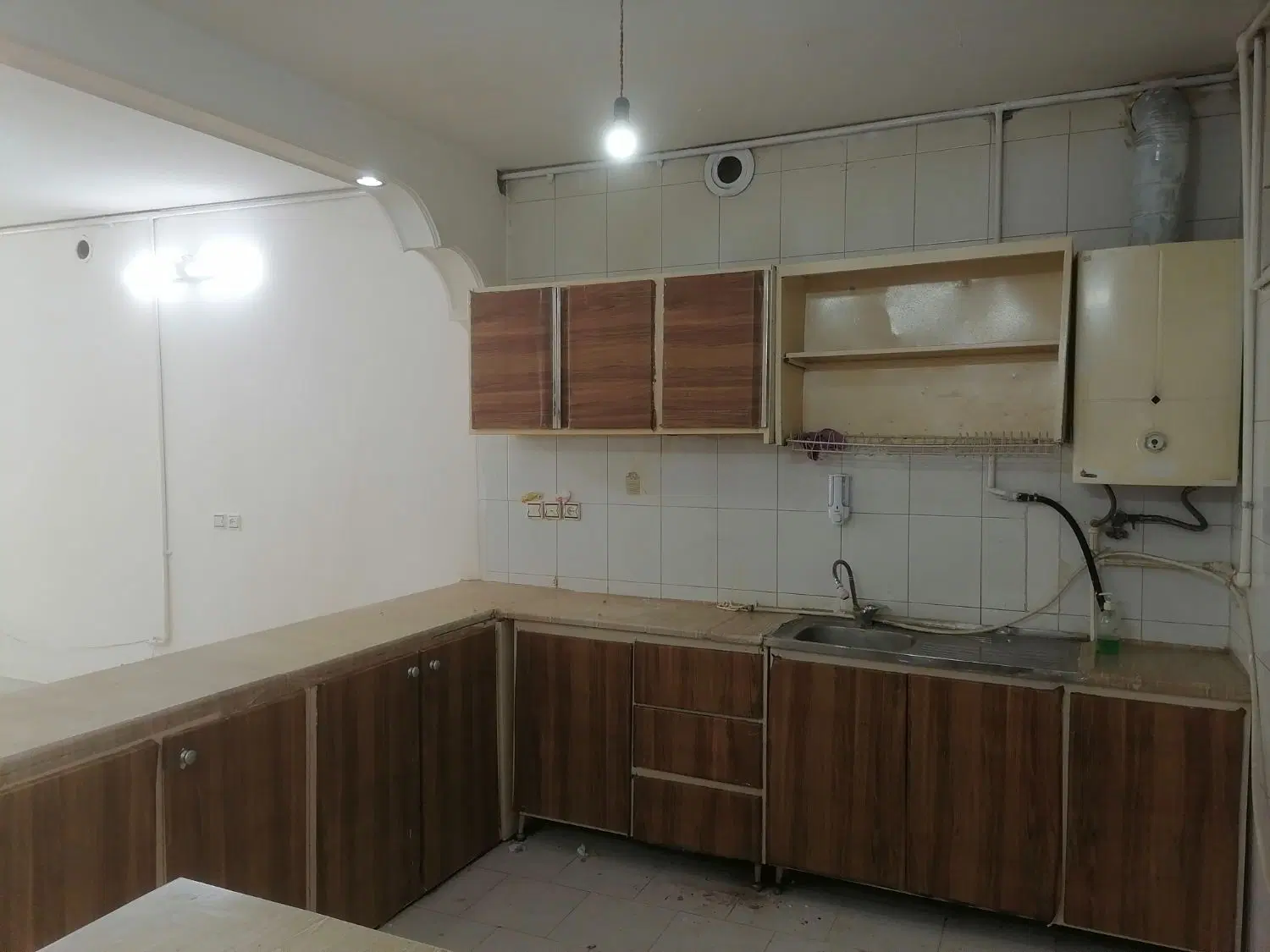 خانه ویلای حدود 90متری با حیاط