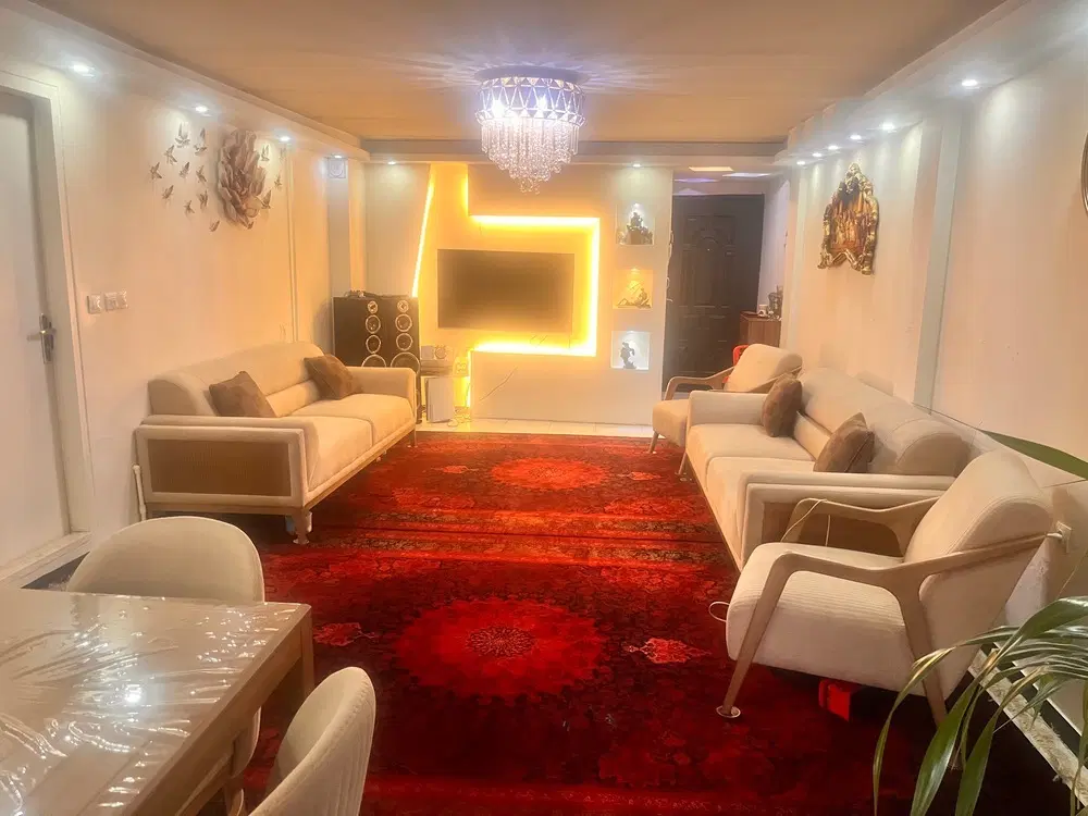 فروش یک واحد مسکونی ۶۵ متری طبقه چهارم