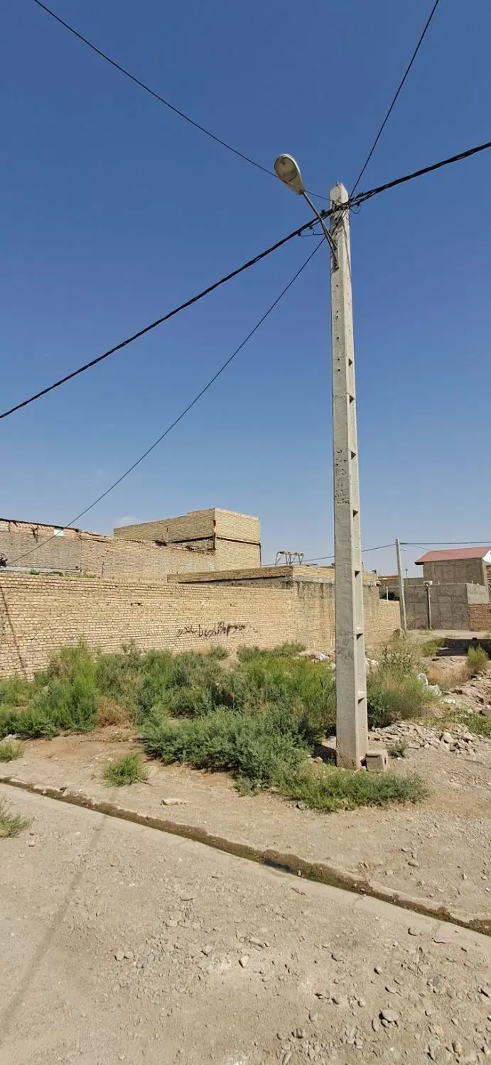 زمین مسکونی قلعه خواجه