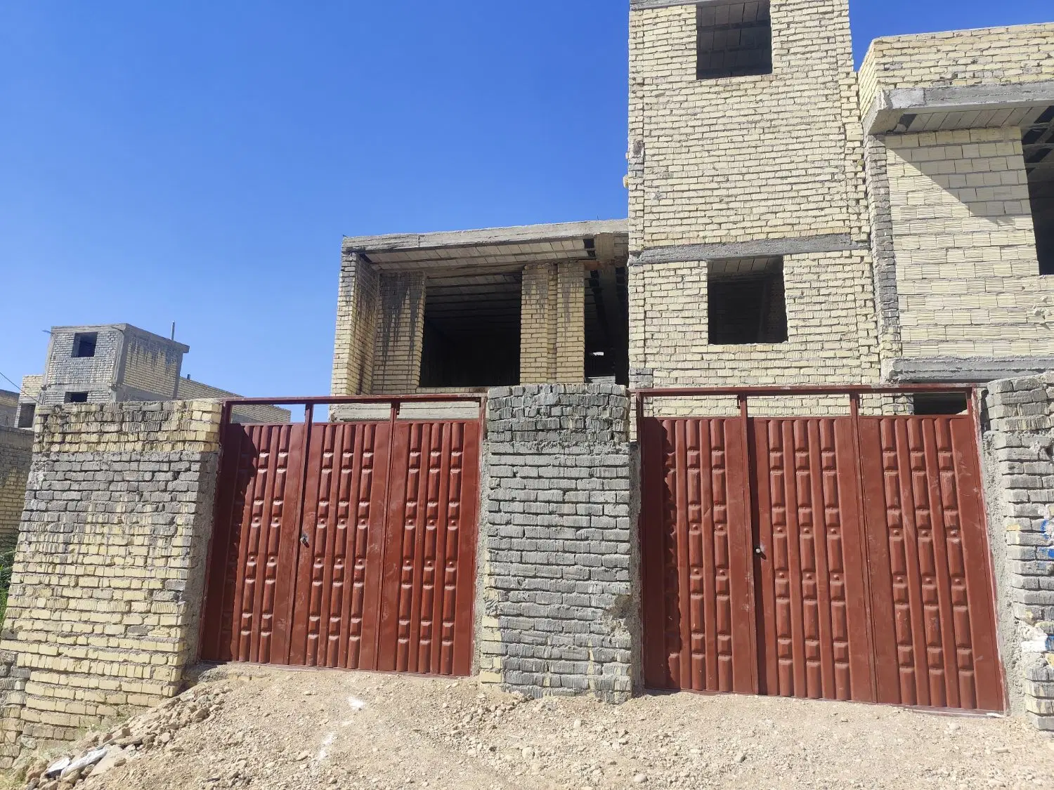 اسکلت دو طبقه 151 متری بلوار اتحاد (اقبال آباد)