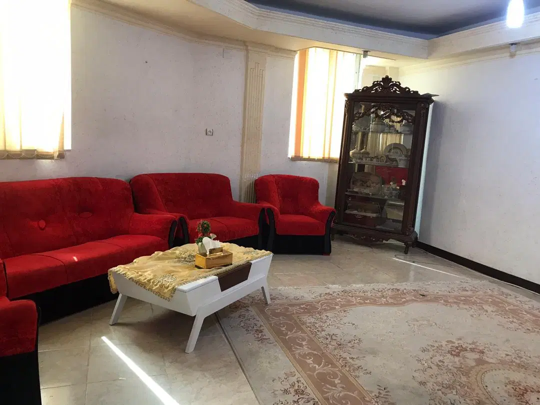 آپارتمان ۱۳۰ متری امیری دوخوابه