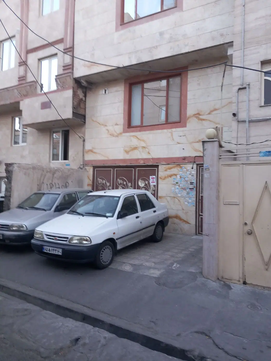 اجاره پارکینگ ۴۰متری داری اب برق