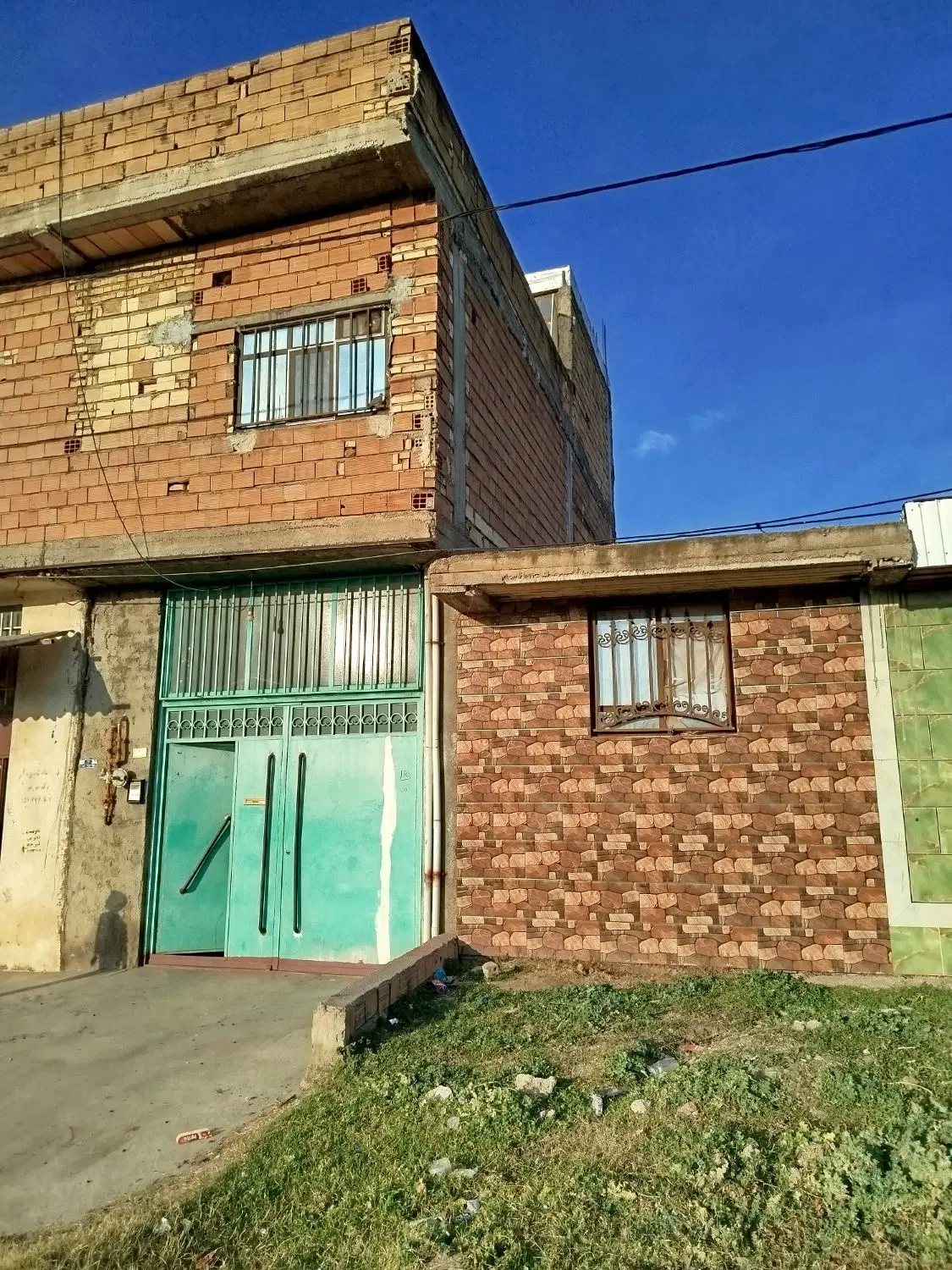 خانه با نانوایی فروشی