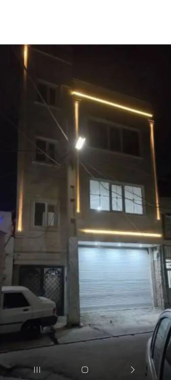 یک واحد مسکونی نوساز به متراژ ۱۲۰ متر