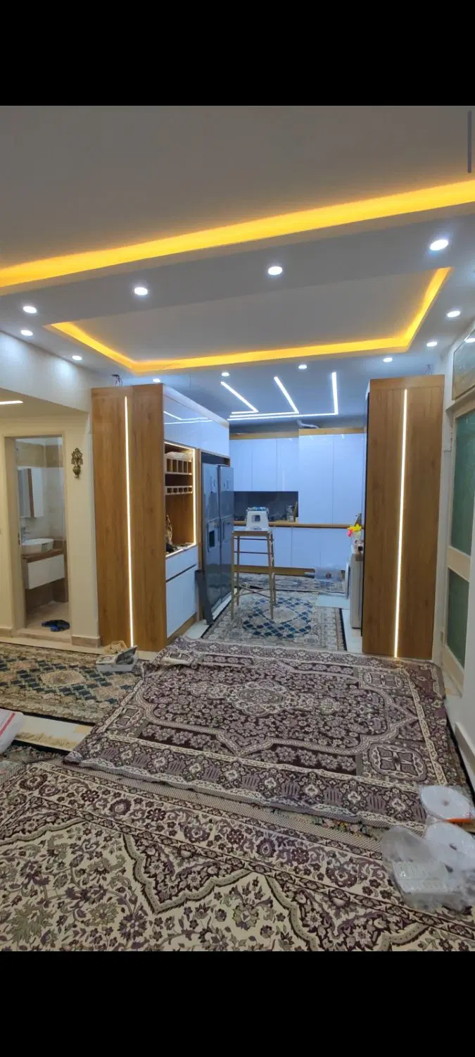 ۲۷۰ متر ۳ خواب ویلایی جنوبی فاز ۲ میدان ایمان
