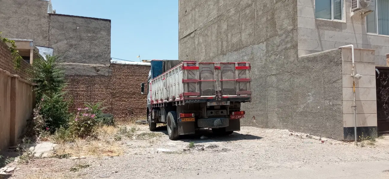 زمین مسکونی