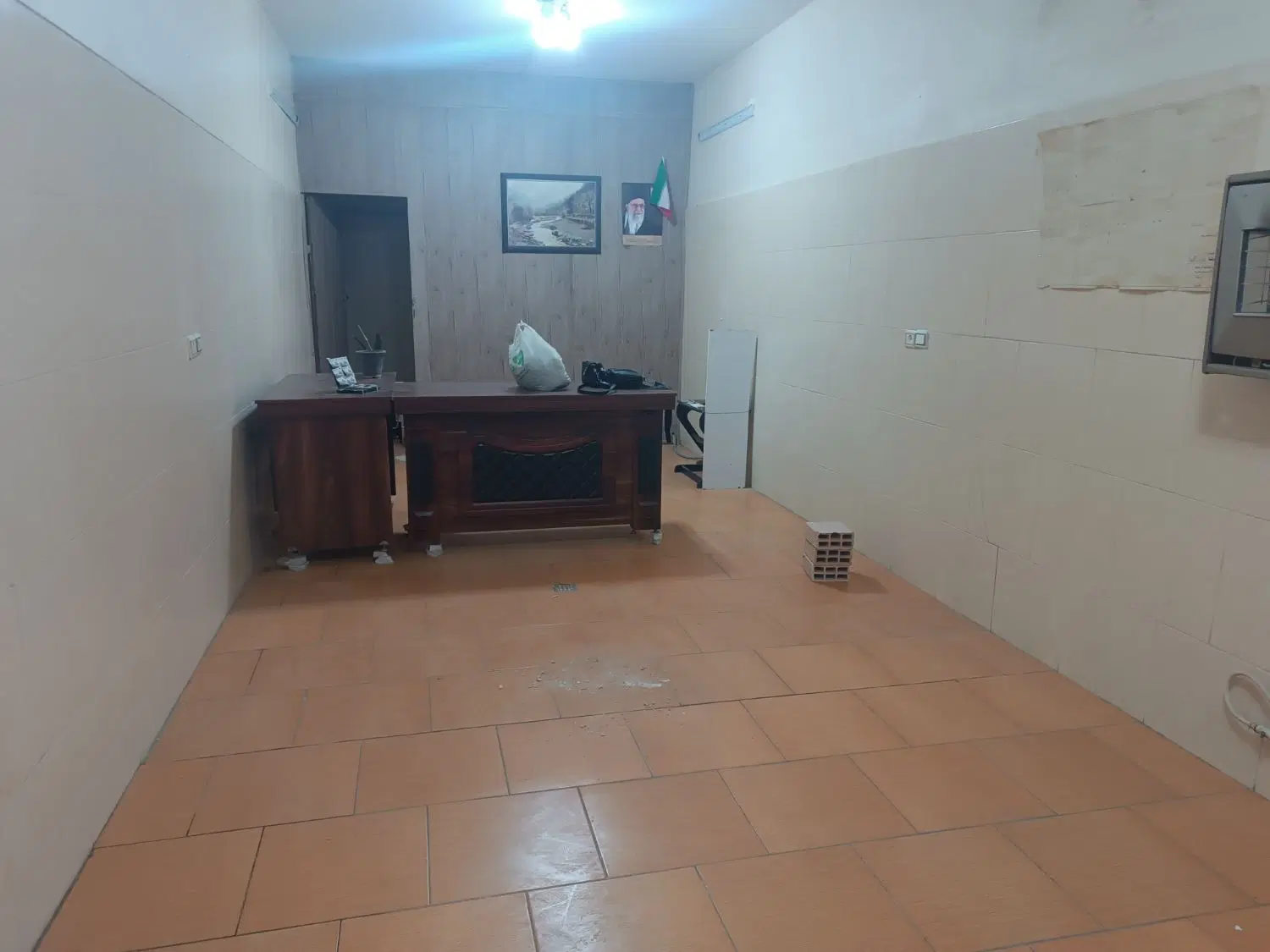 یک باب مغازه ۳۴متری برای رهن و اجاره