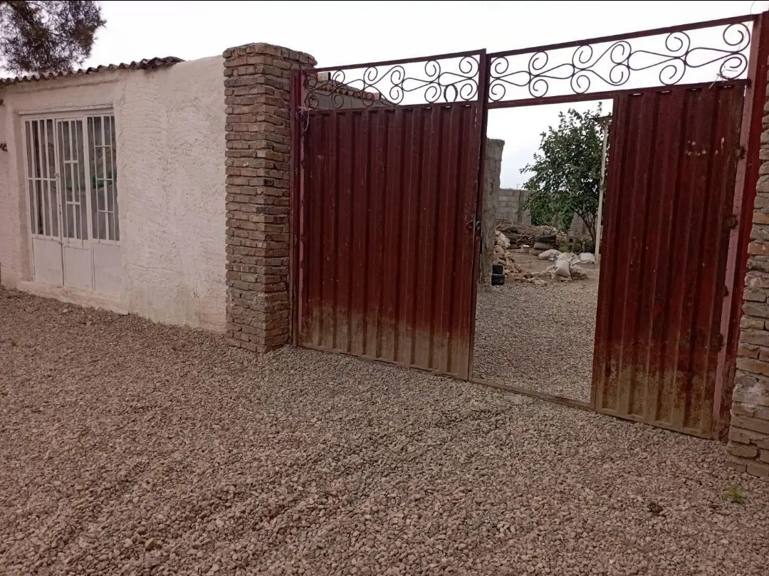 زمین مسکونی و تجاری