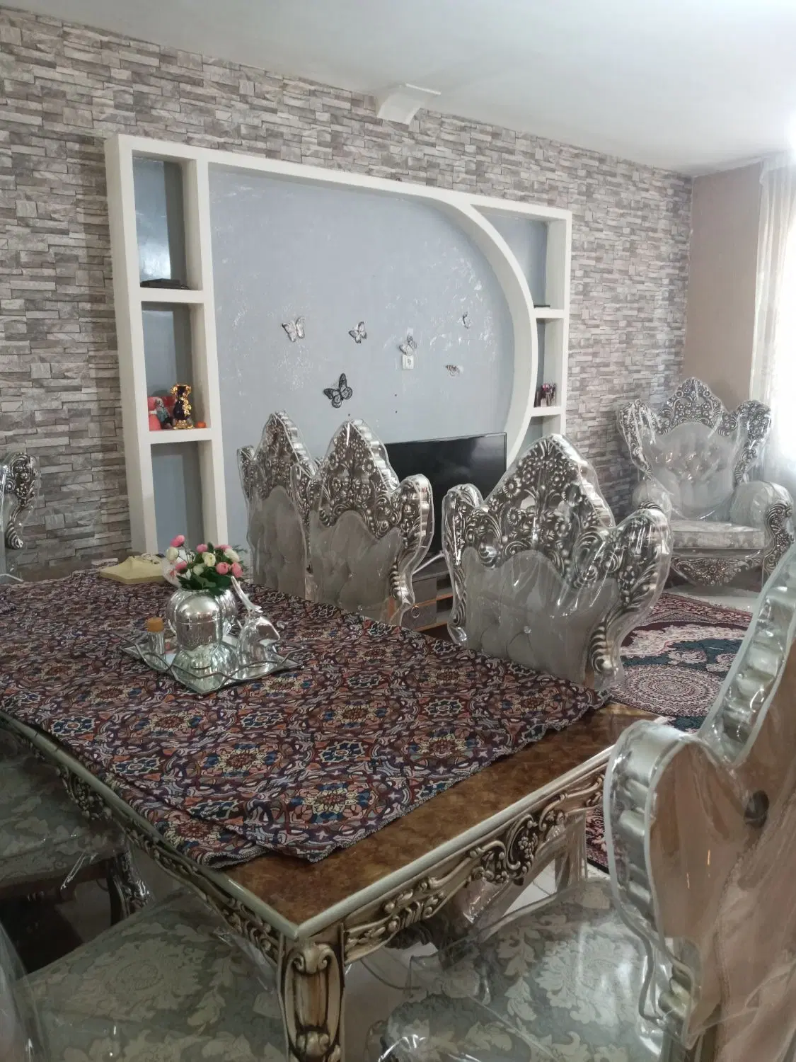 خانه ۱۴۵ متری شهرک جهاد بر خیابان اصلی