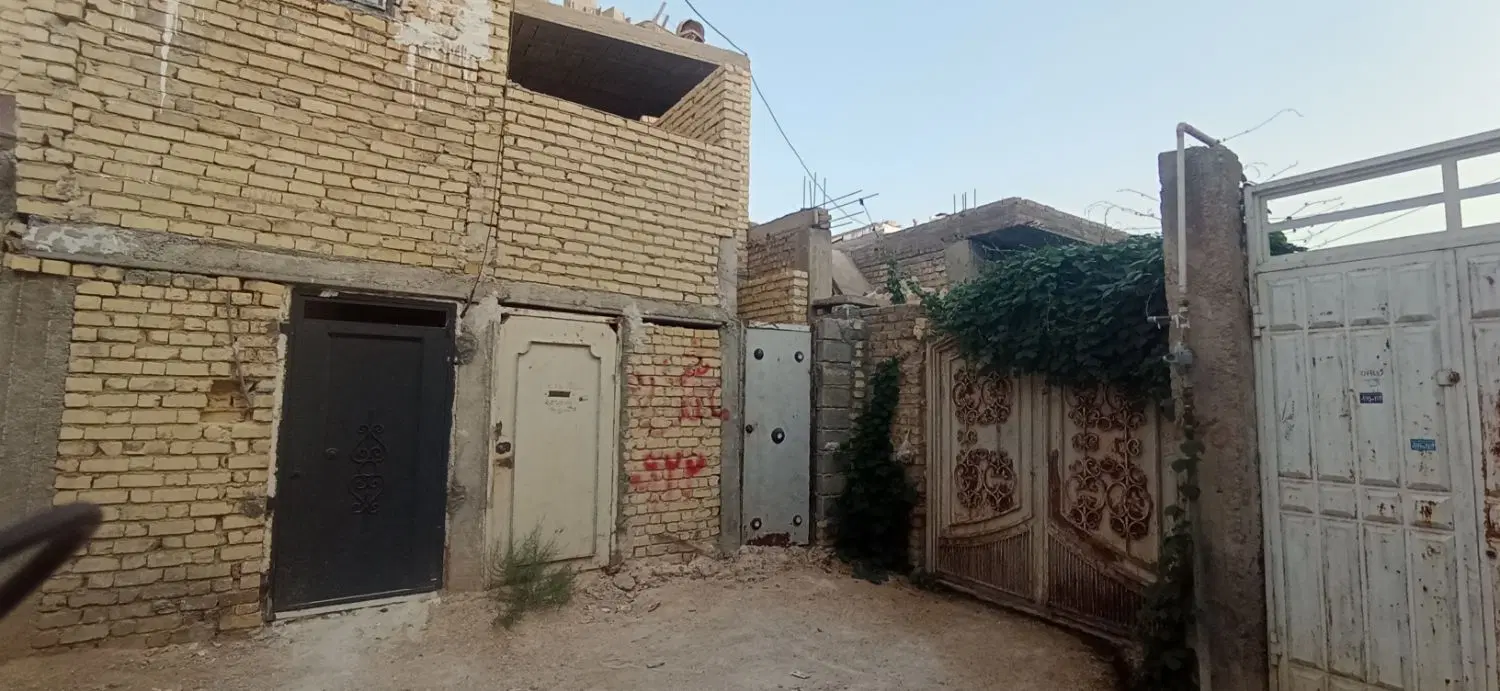 فروش اسکلت طبقه اول از دو طبقه گرد خون