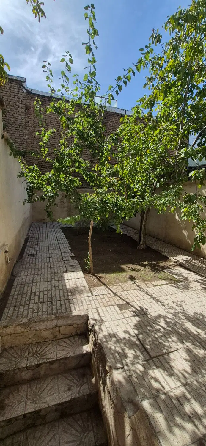 خانه درمانگاه ۱۴۰ متر ویلایی
