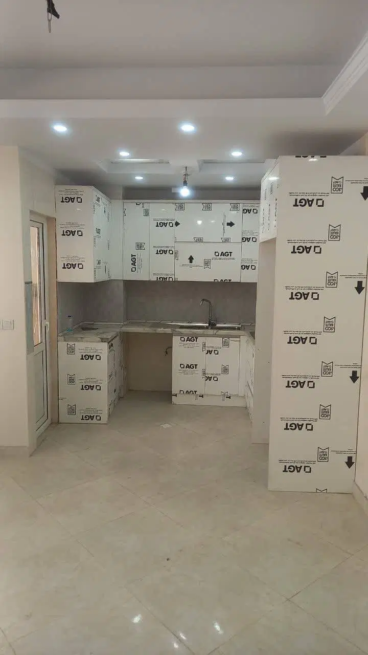 فروش آپارتمان طبقه سوم ۵۳ متری