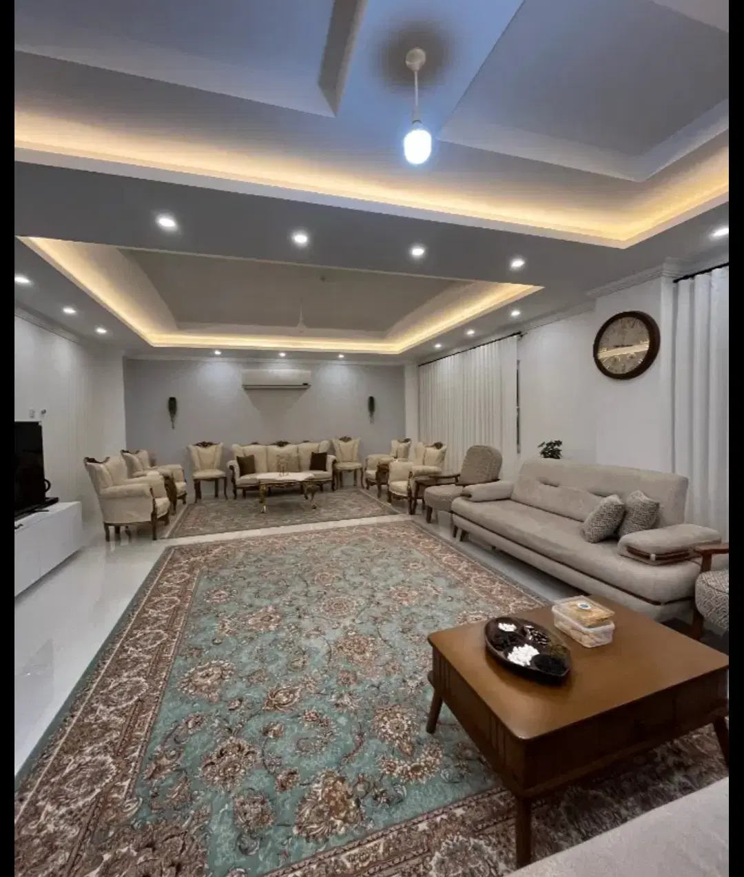 180متر