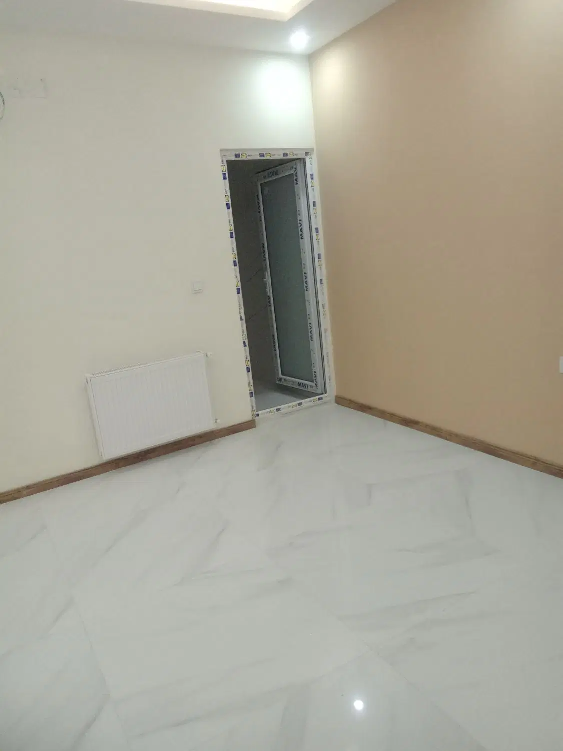 آپارتمان ۱۶۵ متری سند دار