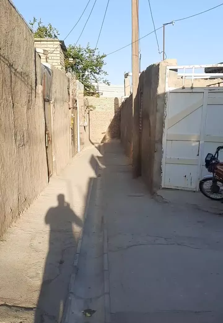 خانه ماشین رو دربست ۱۰۰متری  نو ساز