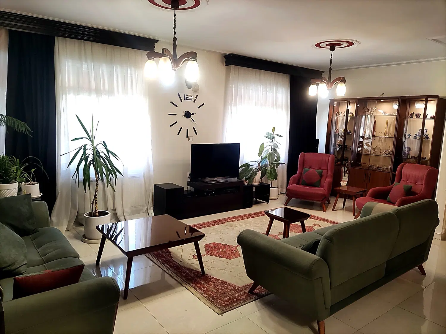 فروش آپارتمان ۱۴۳ متری سه‌خواب در بلوار سرداران