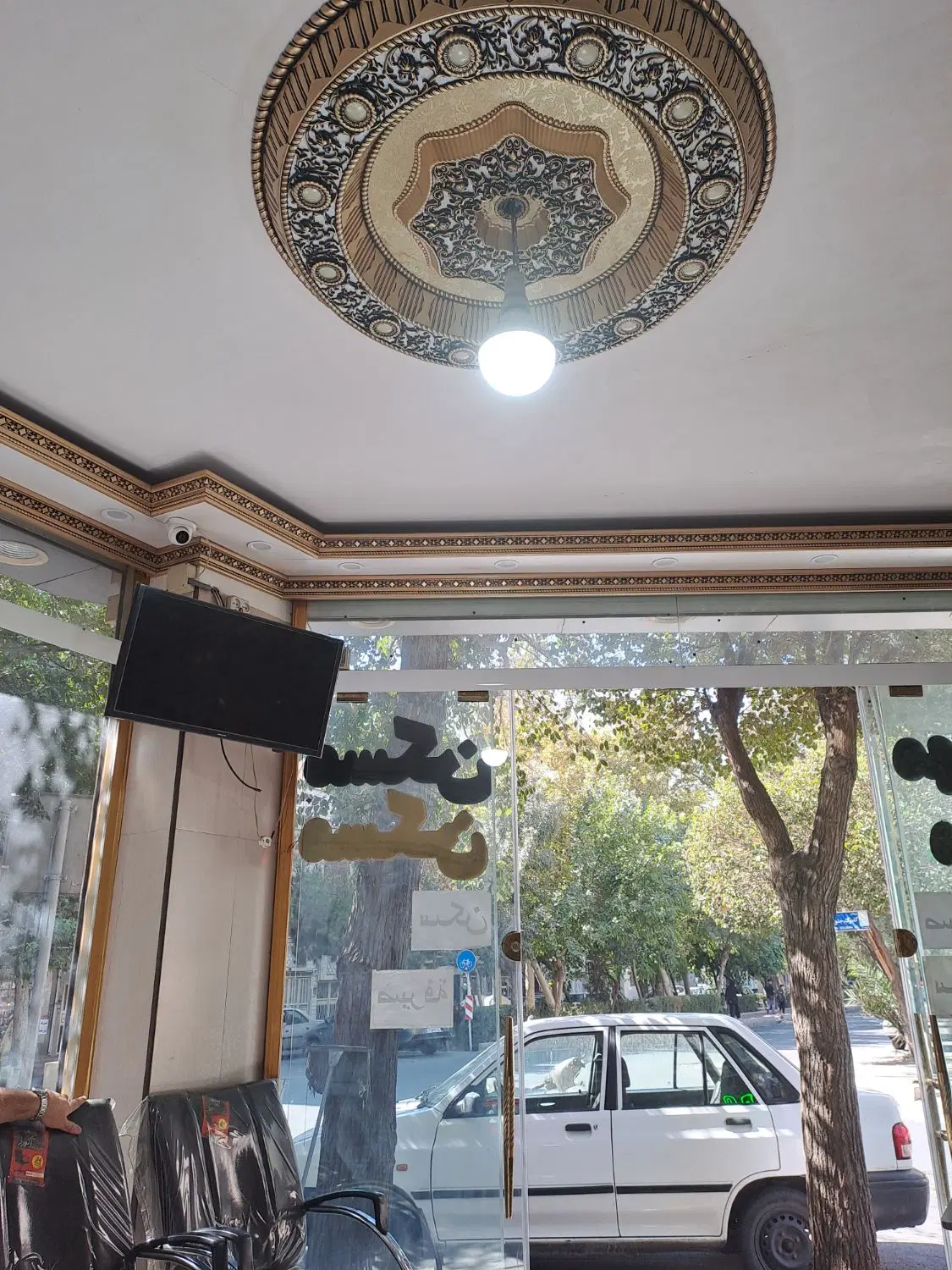 خیابان شهیدملت دوست _ طبقه اول_۷۰متر_دوخواب