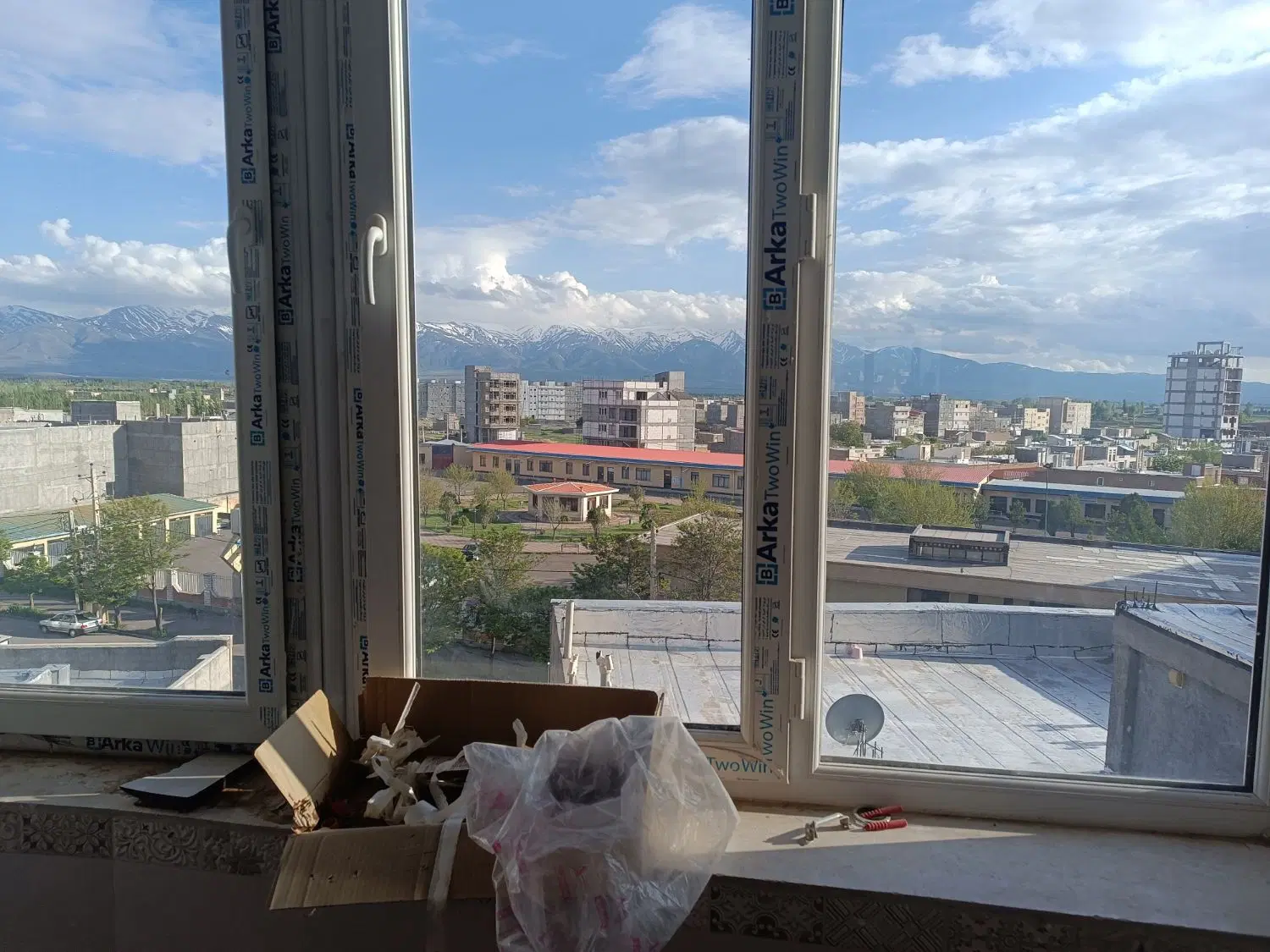 آپارتمان لوکس تک واحدی