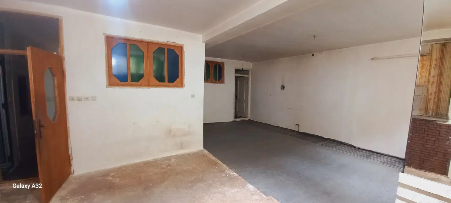 اجاره منزل مسکونی چای باشی بر خیابون با حیاط